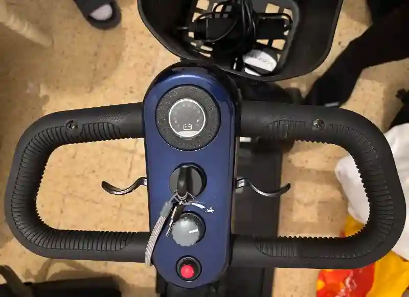 Scooter Électrique Pour le Handicapé - Vue 2