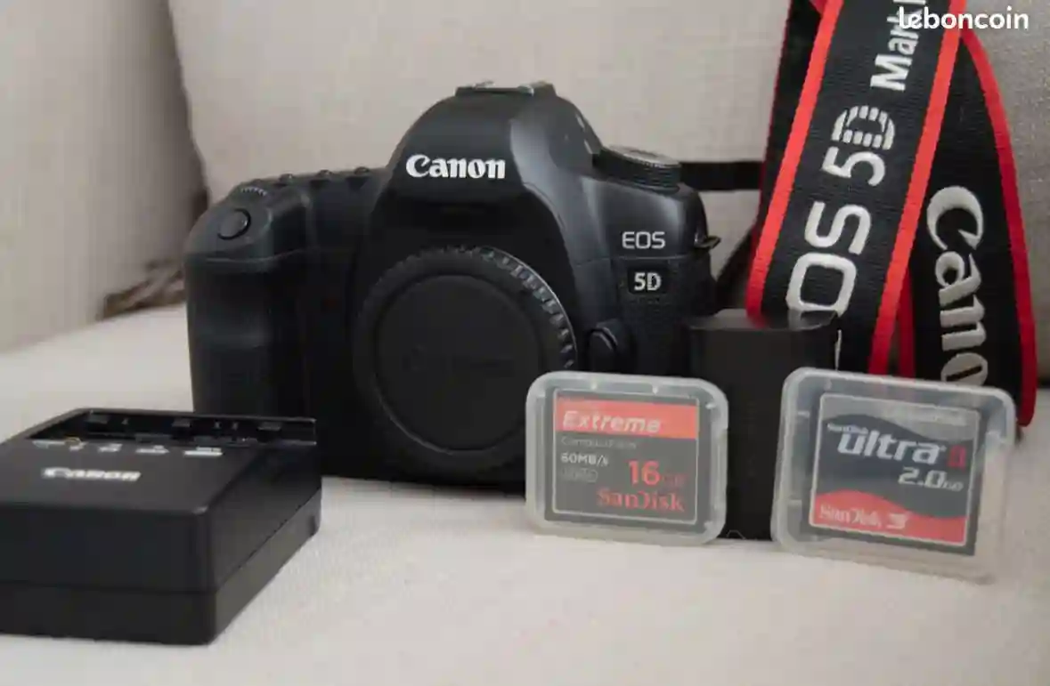 Pack Reflex Canon EOS 5D Markll + Objectifs - Vue 4
