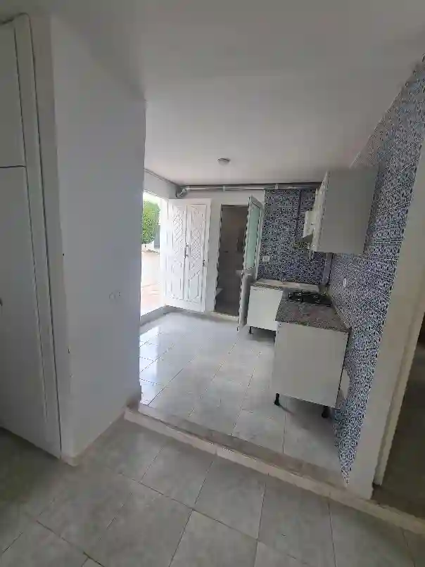 Studio a Ennasr 1 Wb3989 à Cite Ennasr 1 - Vue 3