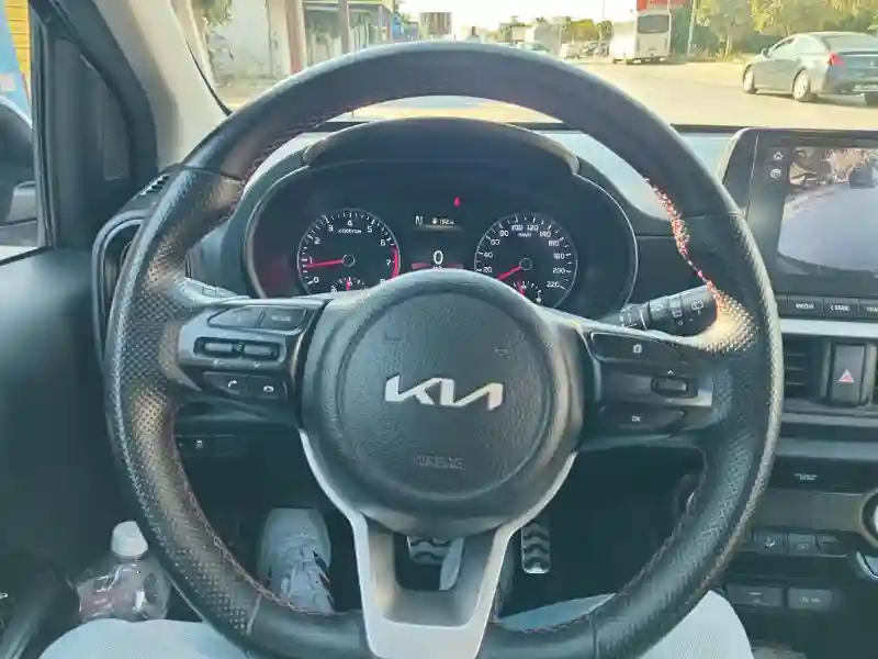 Kia Picanto Essence 2021 - Vue 1