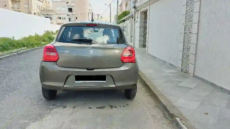 Suzuki Swift Essence 2021excellent État Première Main - Vue 8
