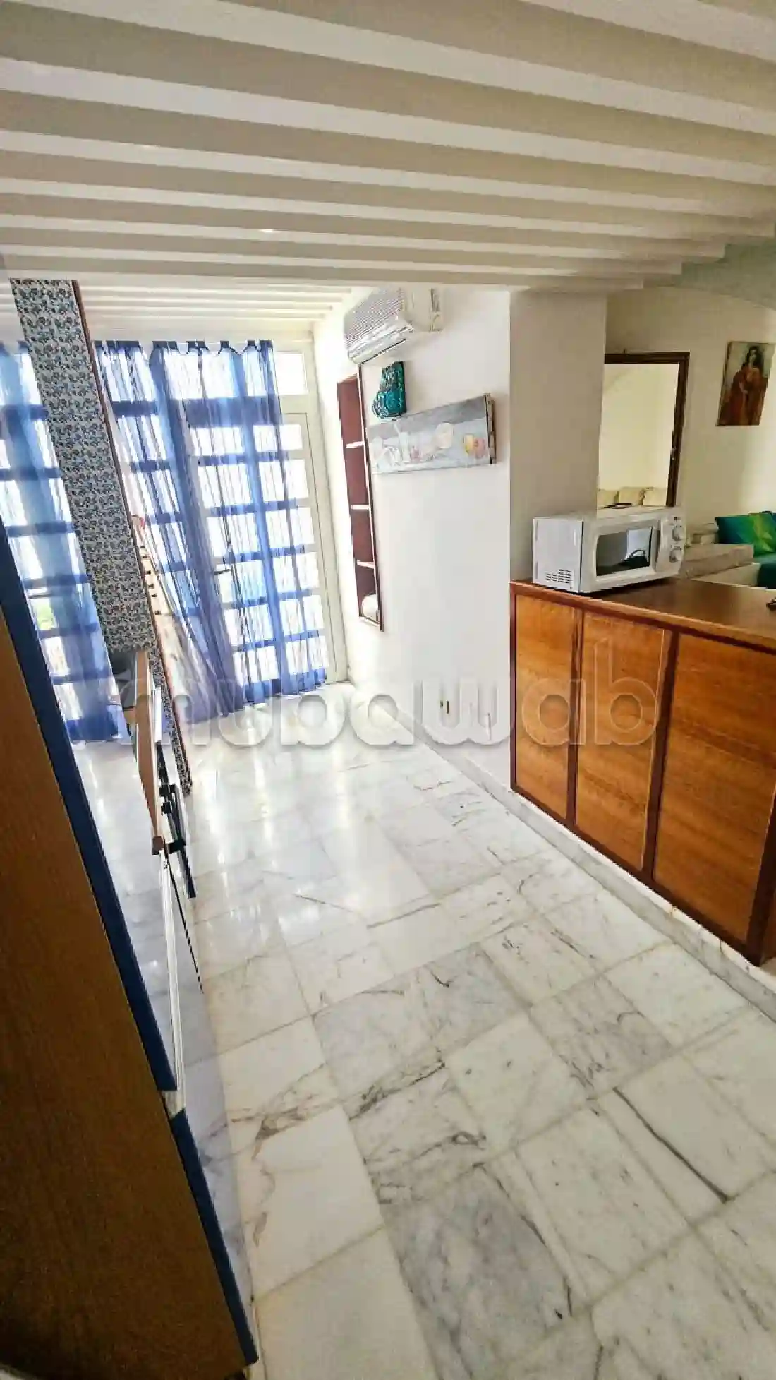 A Louer un Studio Meublé à Sidi Bousaid - Vue 2
