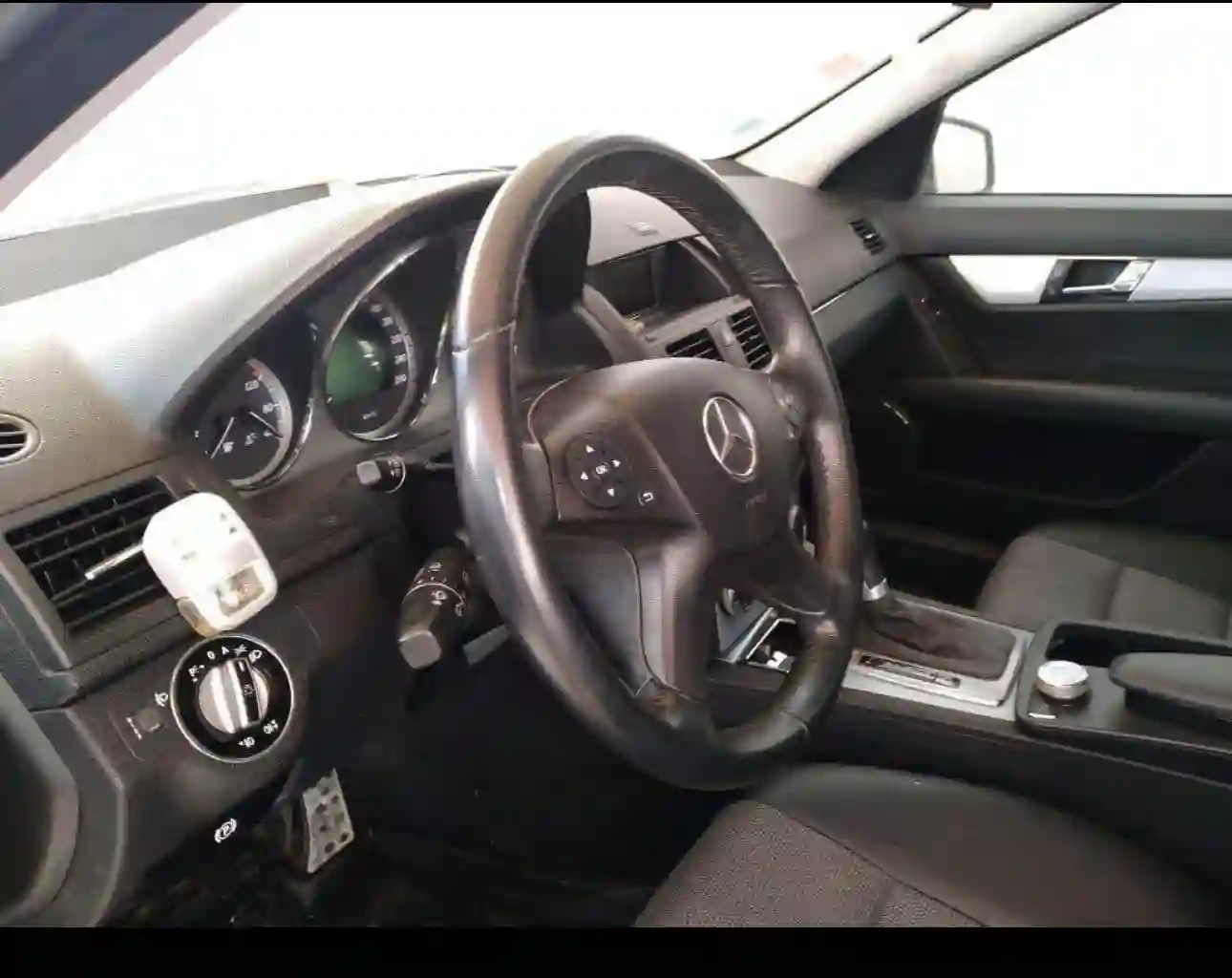 Mercedes C200