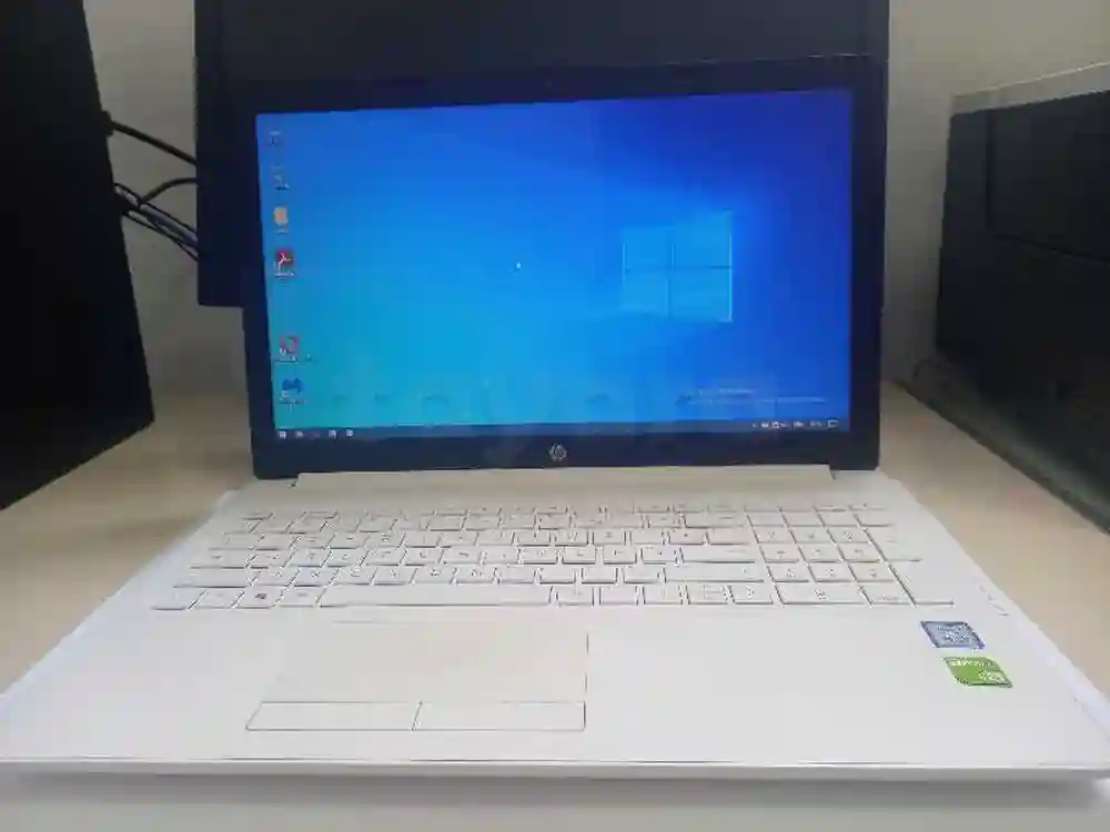 Pc Portable hp à La Soukra - Vue 2