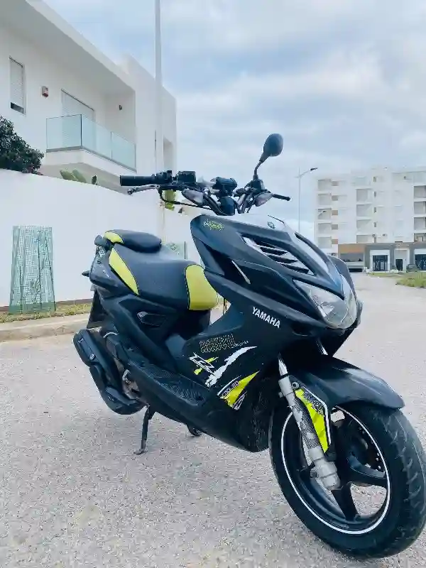 Yamaha Nitro fin 2014 - Vue 5