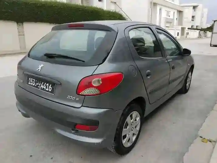 Peugeot 206 Plus EN Très BON État - Vue 3