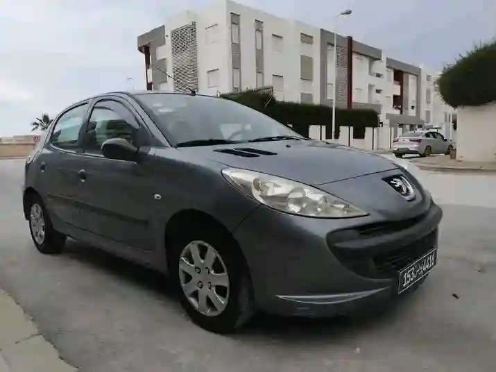 Peugeot 206 Plus EN Très BON État - Vue 7
