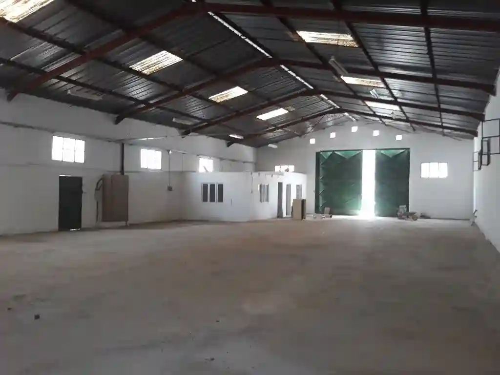 À Louer Dépôt 800 m² – Zone Industrielle bir el Kassa ben Arou - Vue 1