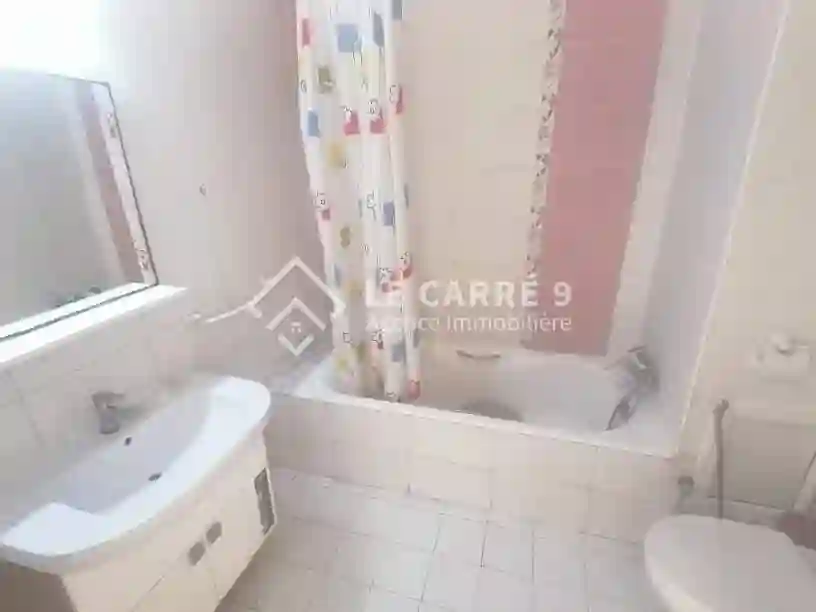 Un s1 de 55m2 à Cité les Palmeraies à El Aouina