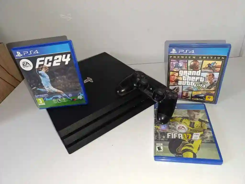 Playstation 4 Pro 4K - Vue 2