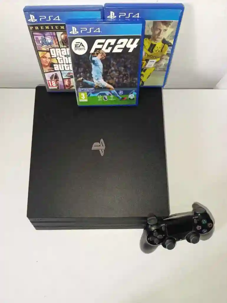 Playstation 4 Pro 4K - Vue 5