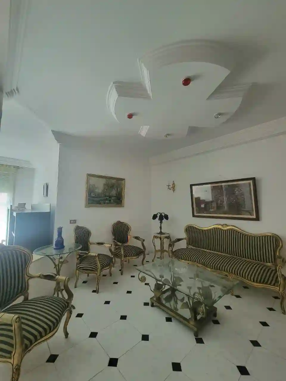 Villa Semi Meublé Triplex à Bizerte - Vue 3