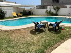 A Louer Villa Duplex S4 Avec Piscine à Jinene Benikhiar