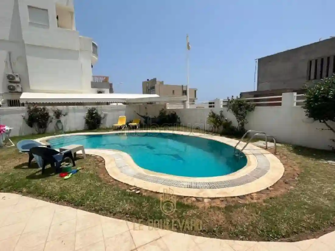 A Louer Villa Duplex S4 Avec Piscine à Jinene Benikhiar - Vue 1