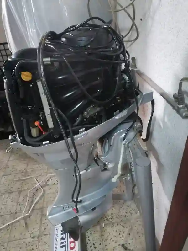 Moteur Honda 50ch - Vue 1