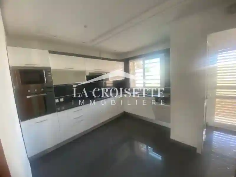 Duplex s+3 Avec Jardin à la Marsa Mdl0666 - Vue 1