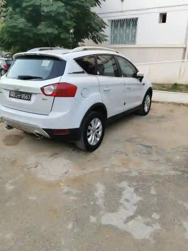 Ford Kuga Diesel 2010 - Vue 5