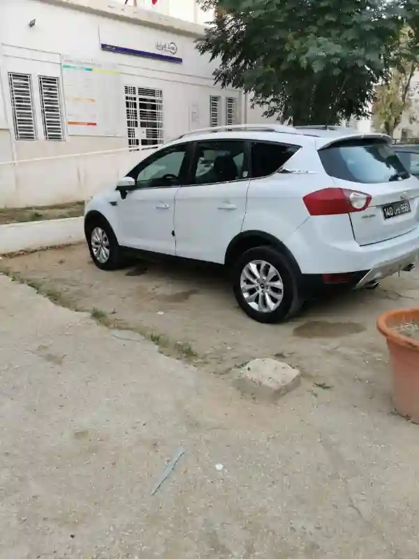 Ford Kuga Diesel 2010 - Vue 9