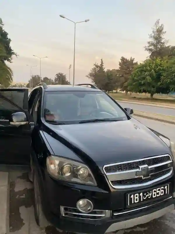 Voiture Chevrolet Captiva - Vue 6