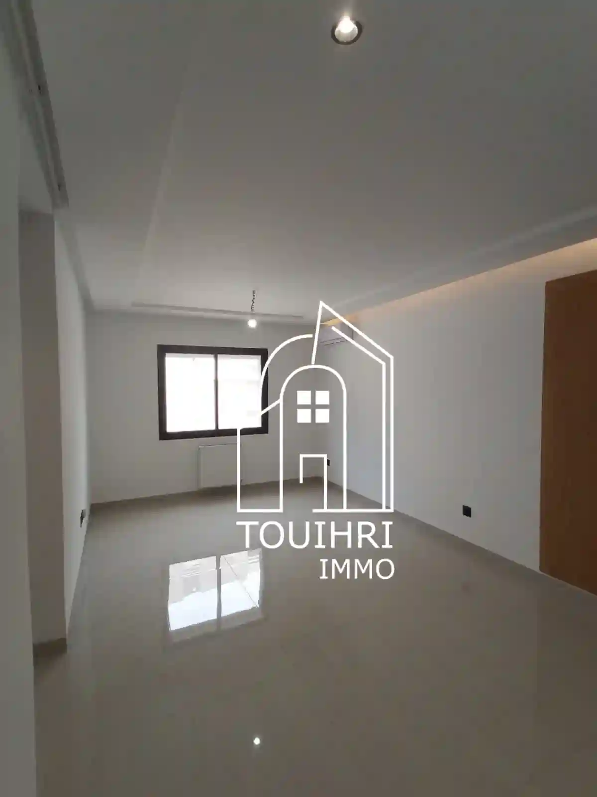 Appartement s3 Haut Standing à La Soukra - Vue 2