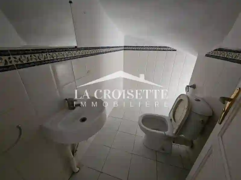 Duplex s+3 Avec Jardin à la Marsa Mdl0650