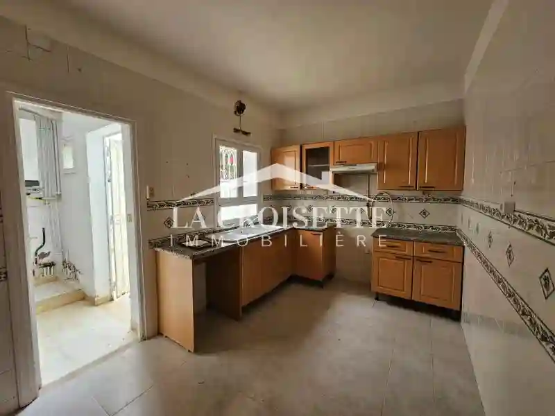 Duplex s+3 Avec Jardin à la Marsa Mdl0650 - Vue 1