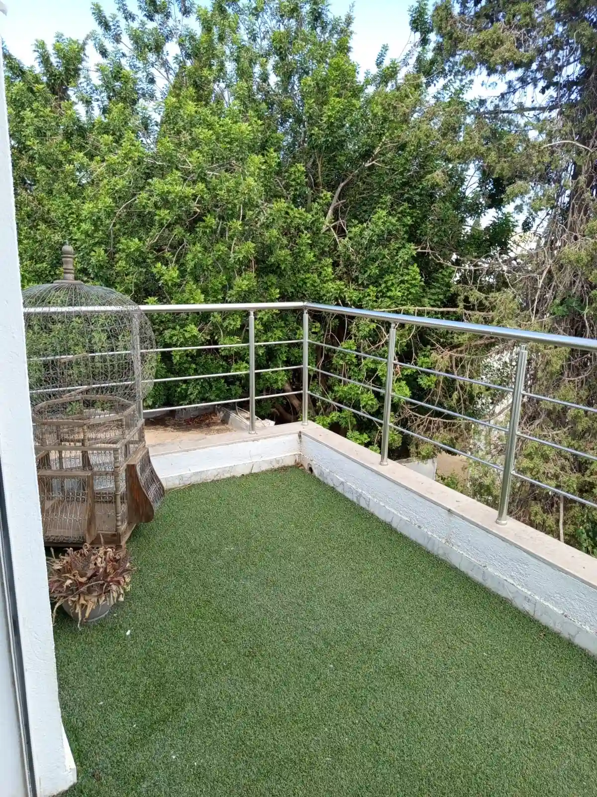 Spatieuse Villa sur Arthère Principale à Manar2 à El Manar 2 - Vue 4