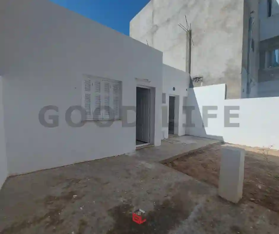 Petite Maisonnette en s1 à Ariana à Cite Ennour Jaafar - Vue 1