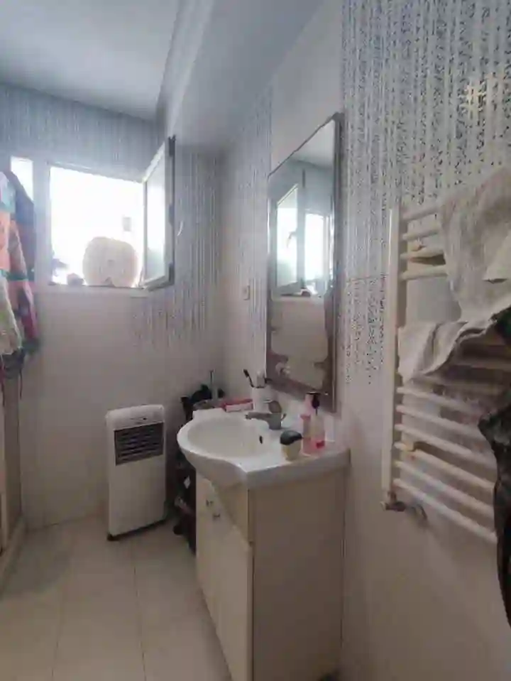 S1 Riadh el Andalous 175md à Riadh Landlous