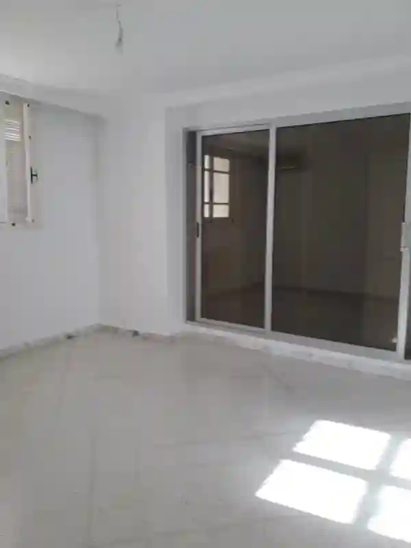 Rez de Jardin s Plus 1 a Ennasr 2 Wb2325 à Cite Ennasr 2 - Vue 2