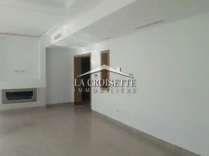 Duplex s+4 Avec Piscine à la Soukra Zdl0043