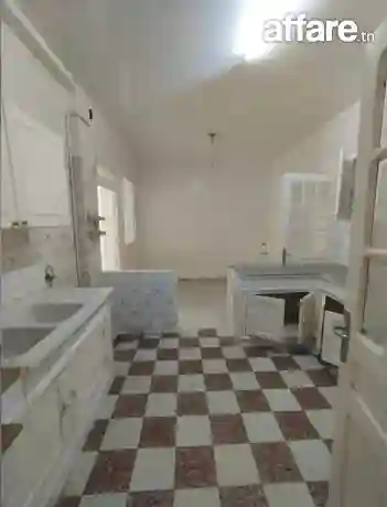 Rez-de-chaussée D’une Villa S+3 À Louer À Usage Habitation O - Vue 1