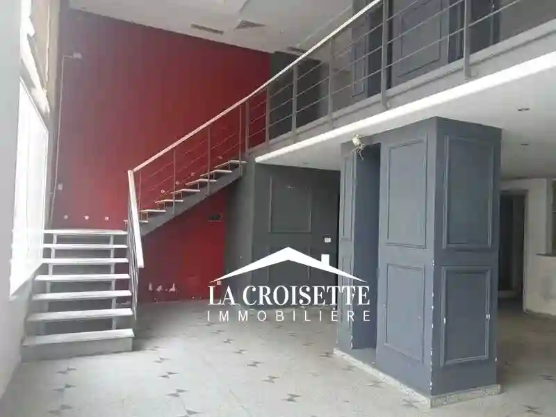 Local Commercial aux Berges du lac 1 Mcl0408 - Vue 3