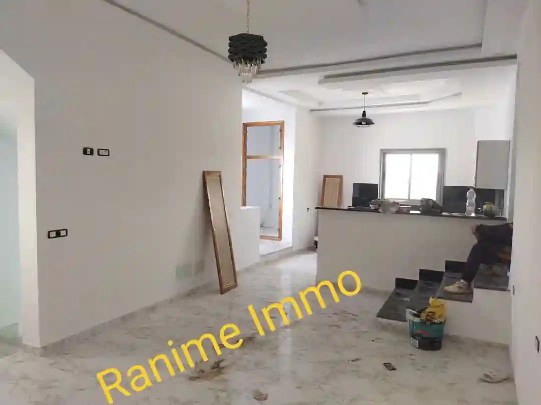 Maison Style Américain new à Cite Des Jeunes - Vue 4