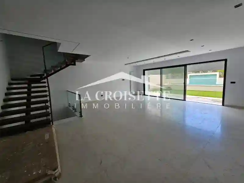 Triplex s+4 Avec Piscine aux Jardins de Carthage Mtrv0059 - Vue 1
