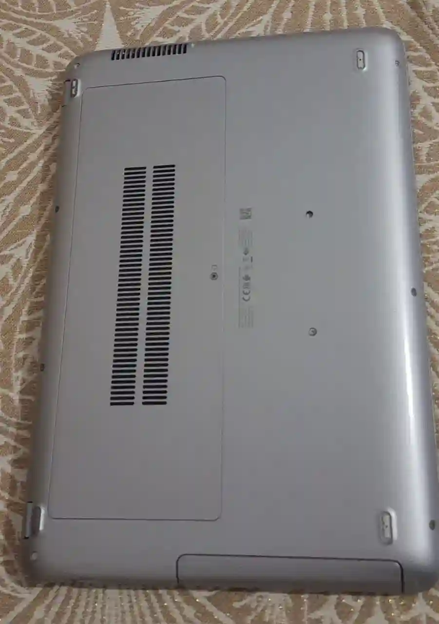 Pc Ordinateur Portable hp i7 à Ben Arous - Vue 2