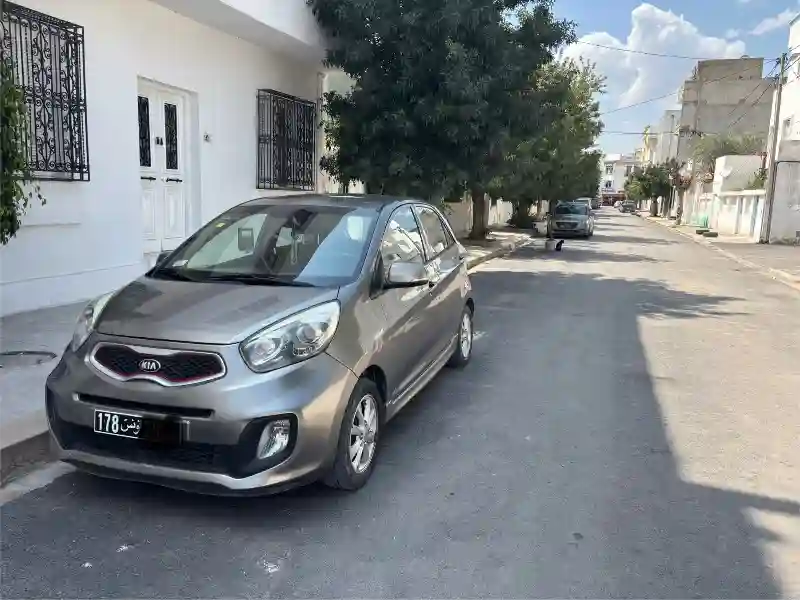 Kia Picanto Essence 2014 - Vue 2