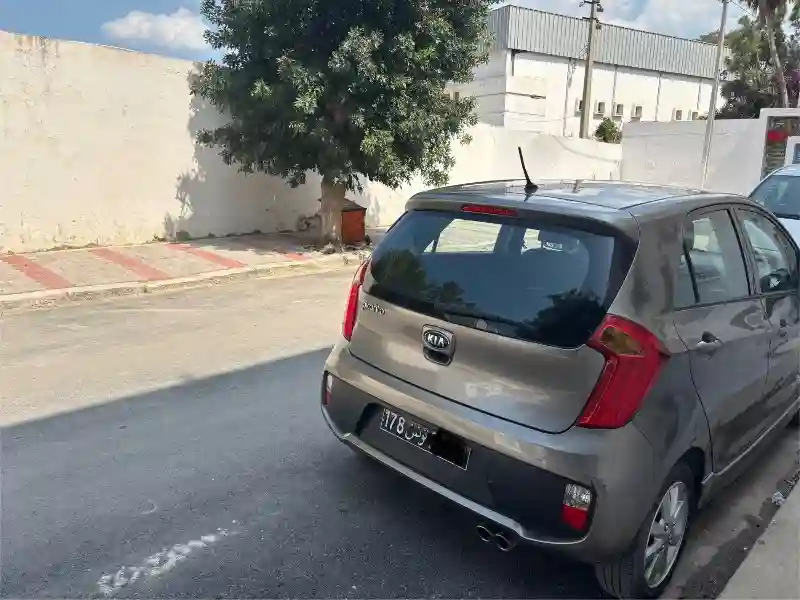 Kia Picanto Essence 2014 - Vue 3