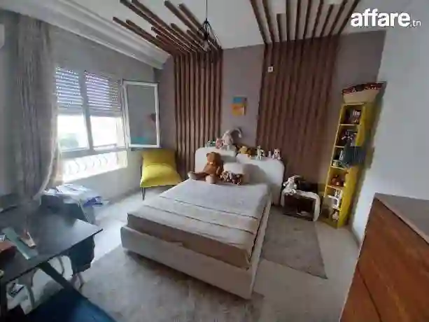 Riadh AL Andalouse Appartement S+4 A Vendre