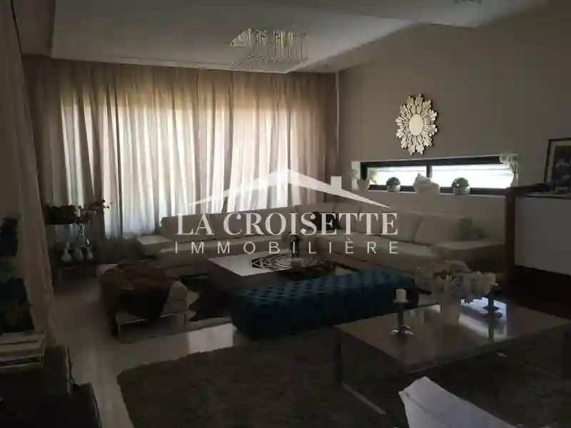 Villa s+5 Avec Piscine aux Jardins de Carthage Mvl0599 - Vue 2