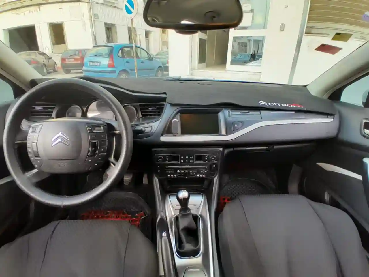 Citroen c5 à Sousse - Vue 2