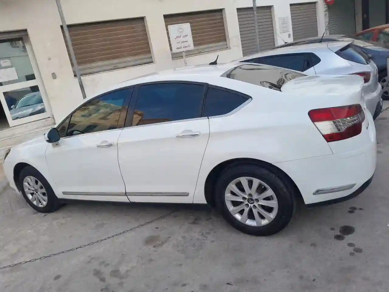 Citroen c5 à Sousse - Vue 3