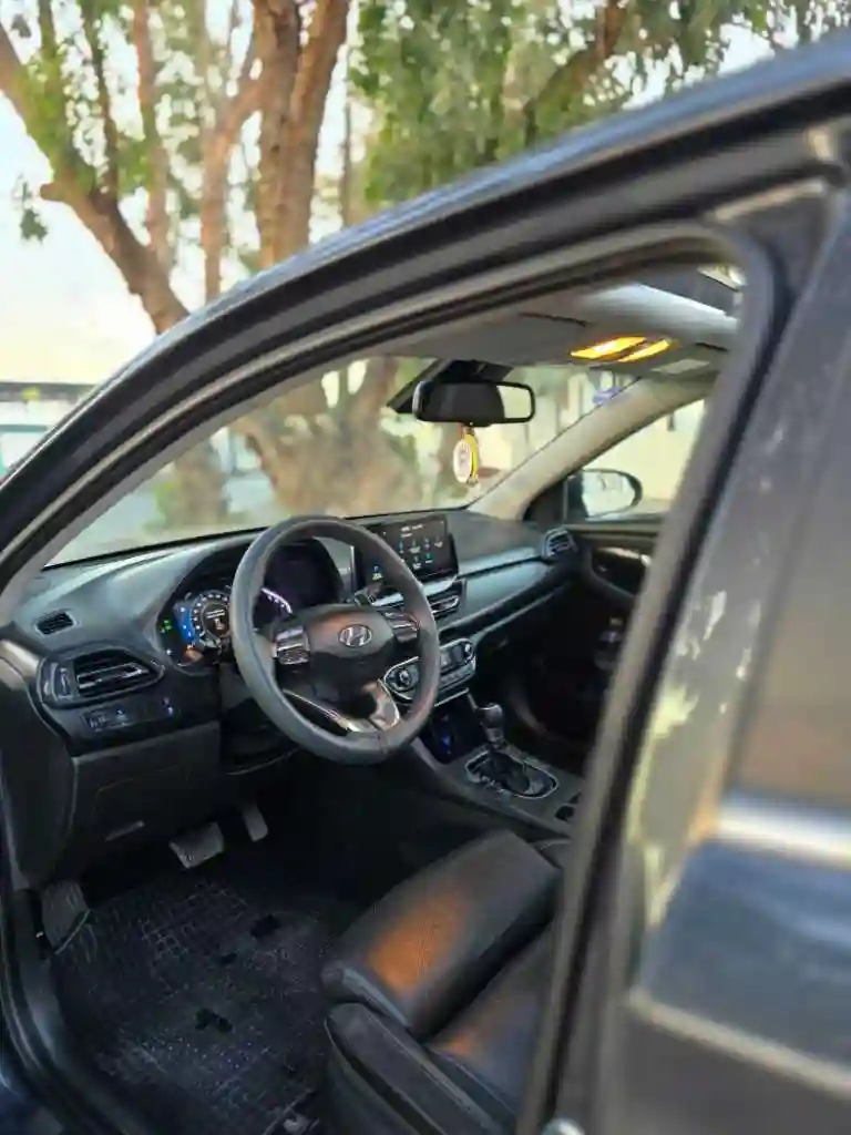 Hyundai I30 Fastback TÉL 27598502 - Vue 4