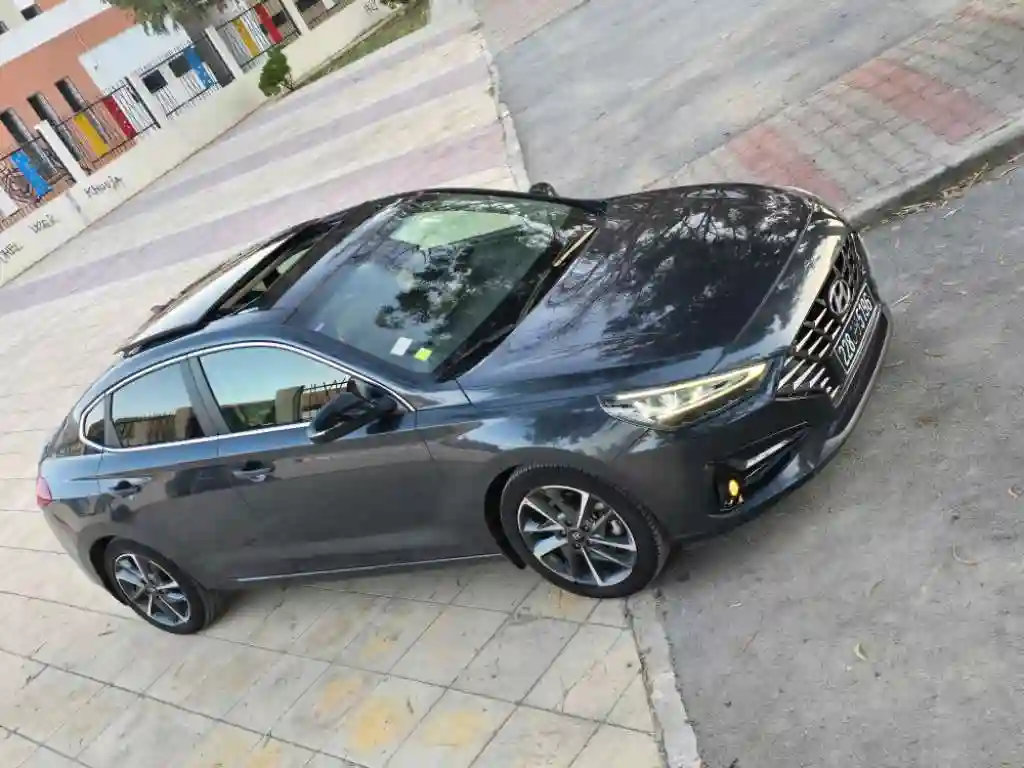 Hyundai I30 Fastback TÉL 27598502 - Vue 5