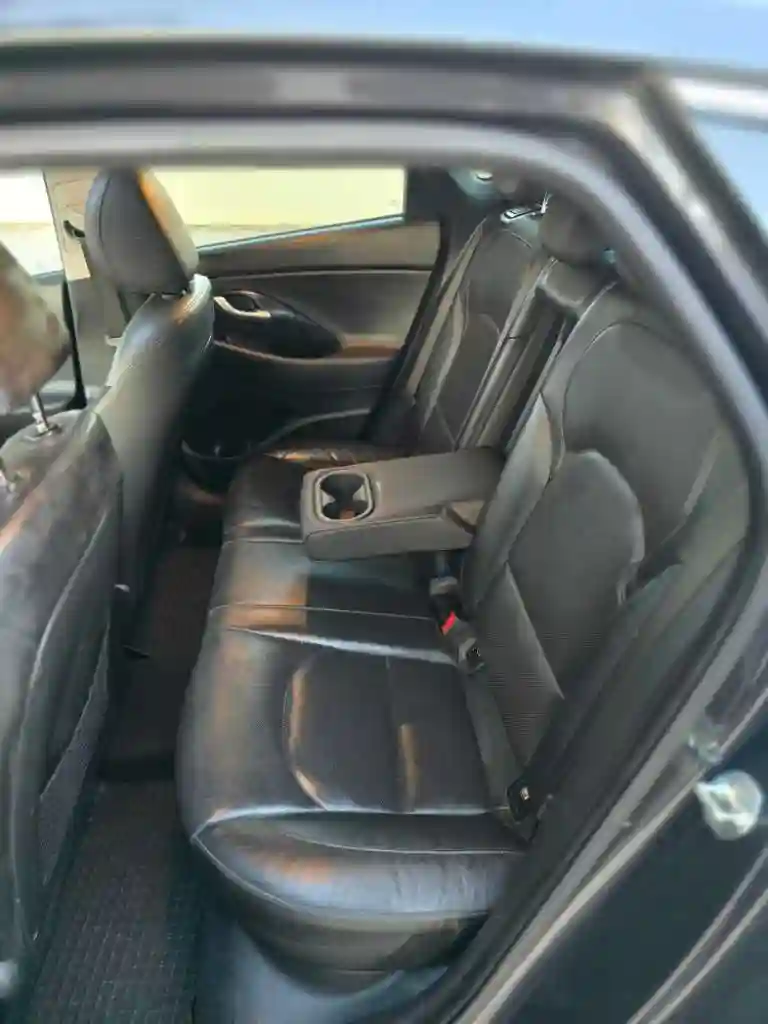 Hyundai I30 Fastback TÉL 27598502 - Vue 8