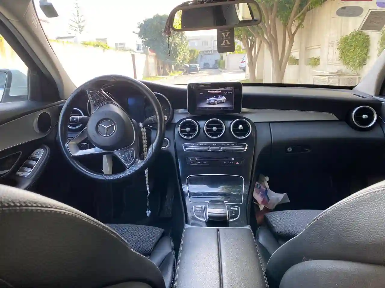 Mercedes C180 092015 Carplay Caméra Jantes amg à El Aouina - Vue 1