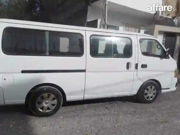 Nissan Urvan - Vue 2