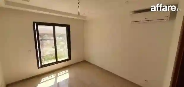 đennasr 2 Appartement S+3 HS A Louer - Vue 4