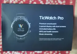 Montre Grand Marque Ticwatch pro à Kairouan Nord