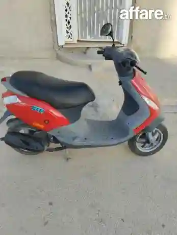 Piaggio zip 50 2 T - Vue 2